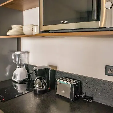 Apartment 1 Bedroom In Downtown Walking Distance From Bars Tulum