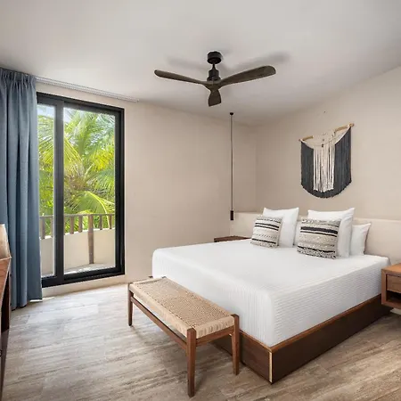 Secrets & Club (adults Only) Resort