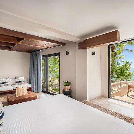 Secrets & Club (adults Only) Resort