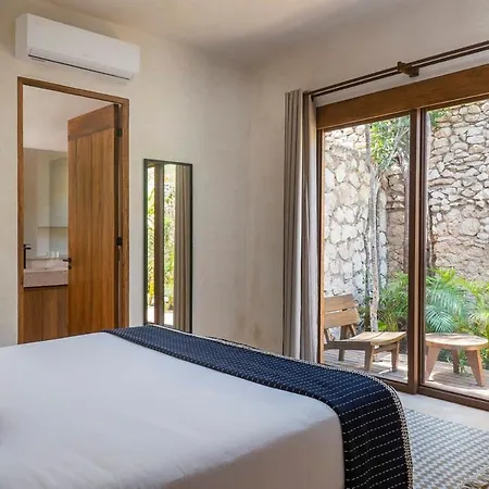 Boho Chic 3br Villa, La Veleta, Rooftop & Private Pool