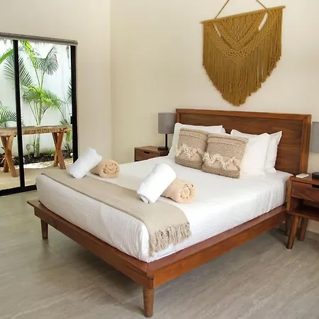 Holiday home Xochitl, Luxury 4 Bedroom Aldea Zama