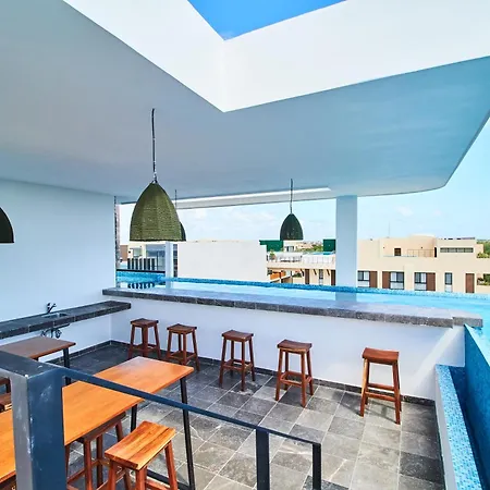 Luxury 2 Story Penthouse With Private Pool, Gym & Rooftop Apartment Tulum