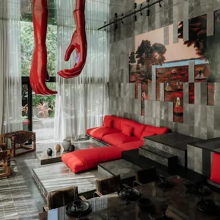 Barneys Ny Red With Pool Apartment