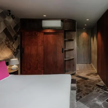 Apartment Barneys Ny Pink With Pool Tulum