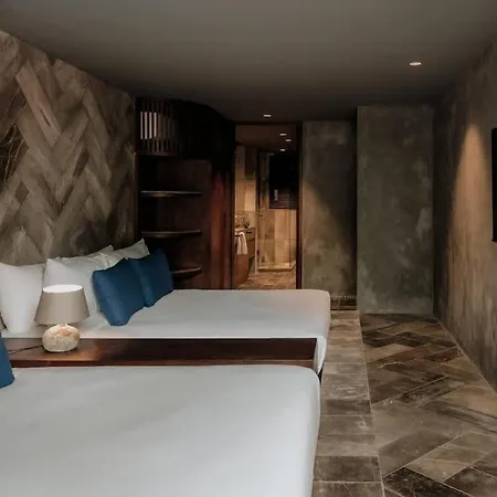 Barneys Ny Blue With Pool Apartment