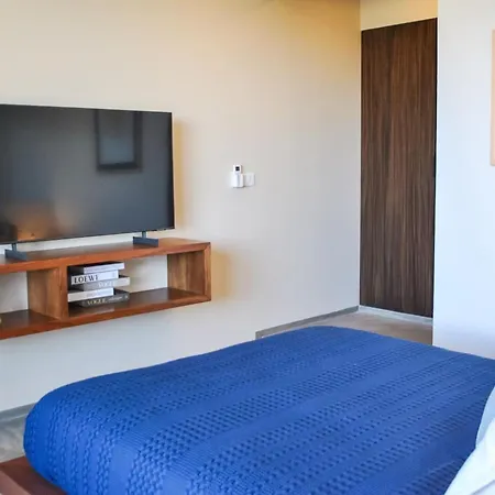 Celestial View Penthouse With Private Jacuzzi Apartment *