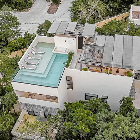 Downtown Delight -roof With Pool & Bbq & Jungle Gym