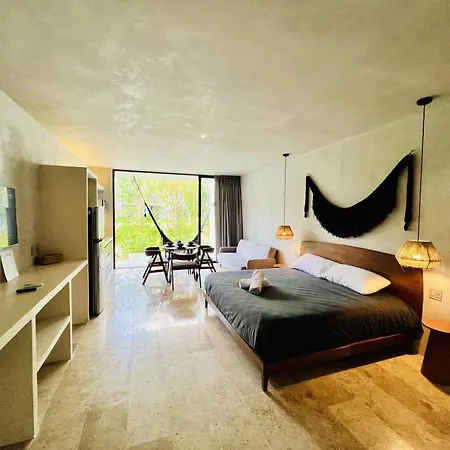 307 Seremonia Selva Private Pool New King Bed Wifi Apartment
