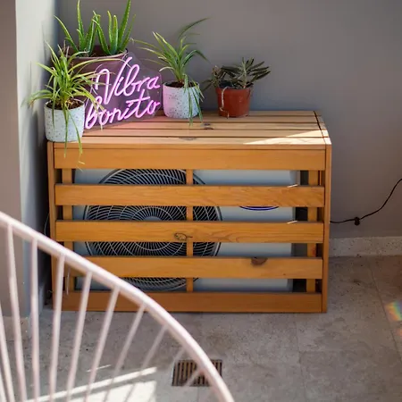 Vibra Bonito Bohemian Chic Studio In