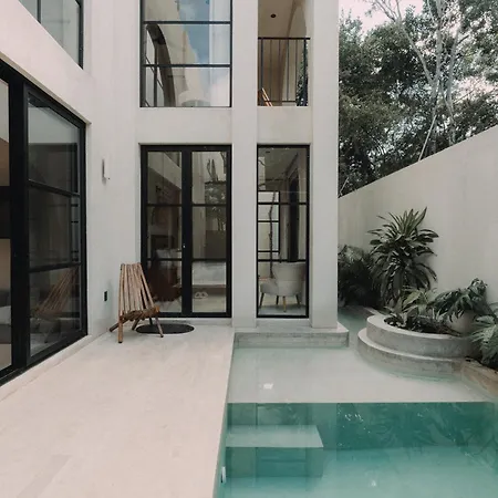 Architects Dream Stylish 4-bedroom Villa