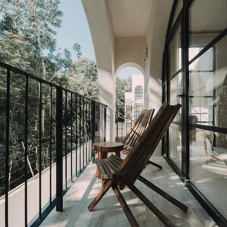 Architects Dream Stylish 4-bedroom *