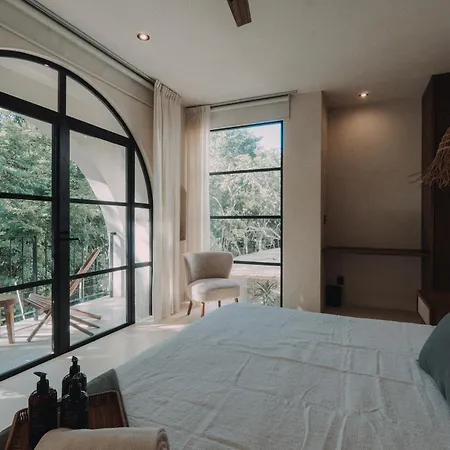 Architects Dream Stylish 4-bedroom Villa *