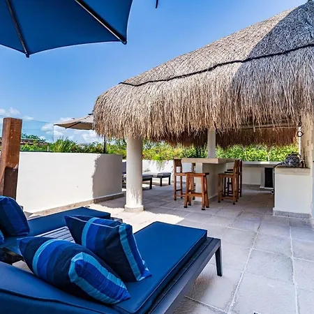 Charming With Pool In Aldea Zama