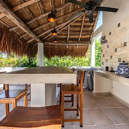 Charming With Pool In Aldea Zama