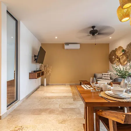 Lux 1 Bd With Private Plunge Pool, Balcony