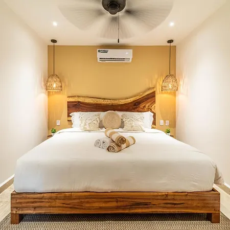 Lux 1 Bd With Private Plunge Pool, Balcony Holiday home *