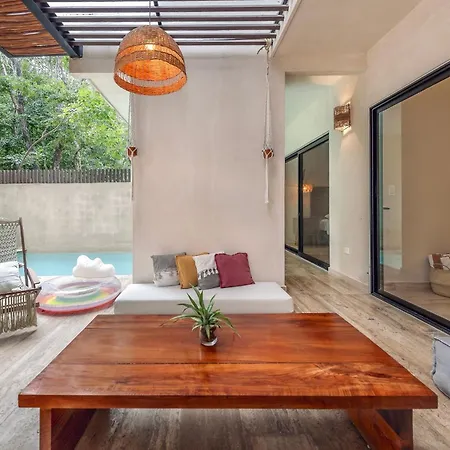 Private & Infinity Pool, King Bed, Sauna, Gym & *