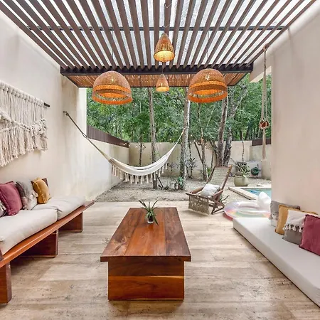 Private & Infinity Pool, King Bed, Sauna, Gym & *