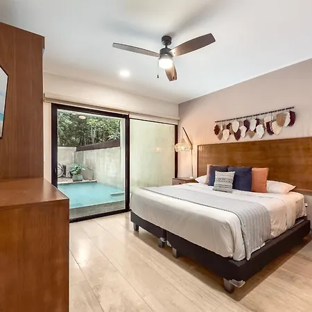 Apartment Private & Infinity Pool, King Bed, Sauna, Gym & Tulum