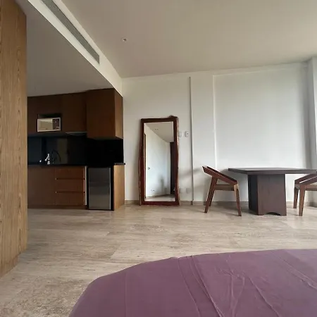 Mistiq Gardens Ii Apartment *