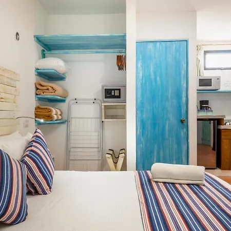 Casa Toloc Aparthotel 4*