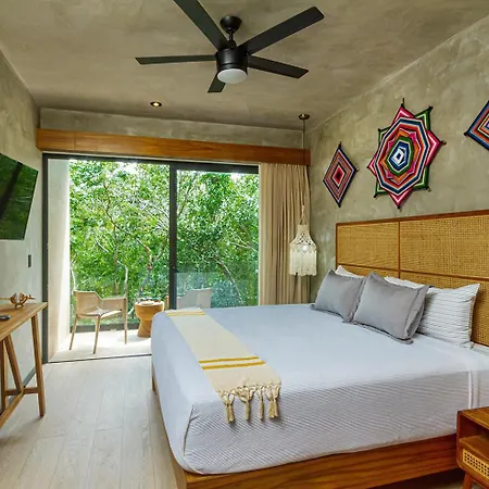 Impresionante Tuk Aparthotel 4*