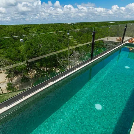 Impresionante Tuk Aparthotel Tulum