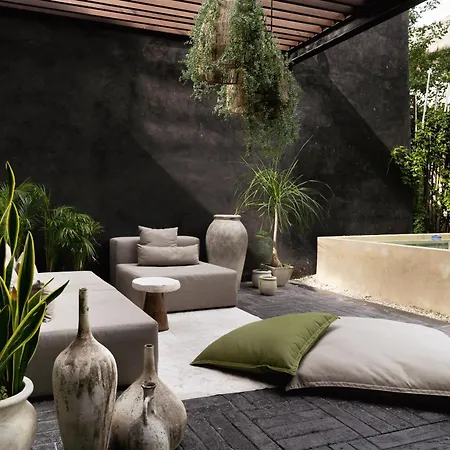 Villa Design Luxury Duo Villas, 24 Pax, 5 Pools & 2 Rooftops, Bbq, Near