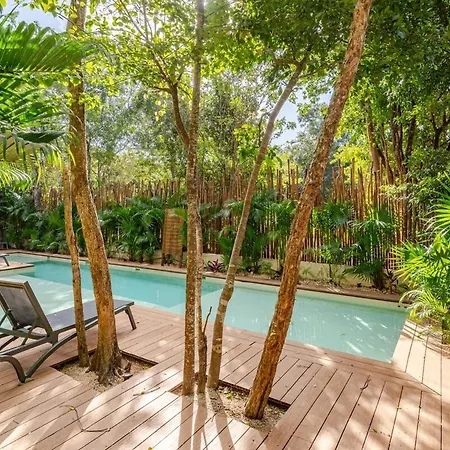 Apartment Watal - Relax, Unwind In Style And Comfort, Private Pool, 24hr Concierge *