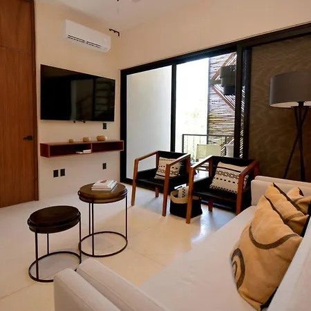 Luxury Rooftop Oasis, Heated Pools, Private Escape Tulum