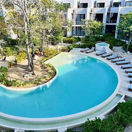Apartment Private Pool & Grill 2 Bedroom 417 Selva