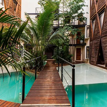 Beautiful 1br With Jacuzzi 2 Blocks From Calle 7 Apartment *