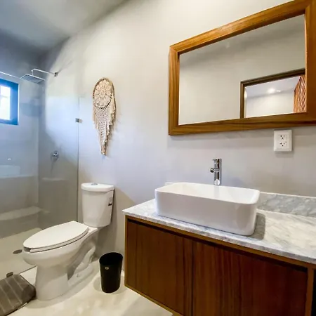 Spacious And Modern With Private Pool Garden Pool And Gym