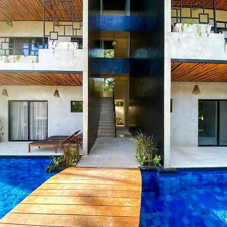 Spacious And Modern With Private Pool Garden Pool And Gym Apartment *