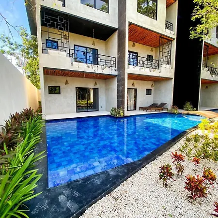 Spacious And Modern With Private Pool Garden Pool And Gym