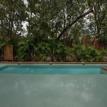 Watal - Relax, Unwind In Style And Comfort, Private Pool, 24hr Concierge Apartment