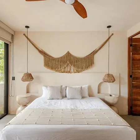 Bambu Con Alberca Privada En Villa Tulum