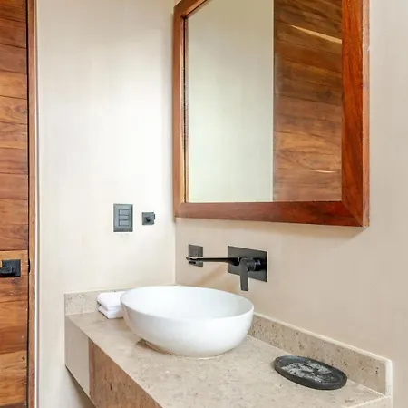 Bambu Con Alberca Privada En Villa Tulum