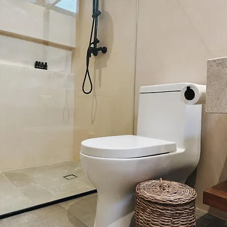 Bambu Con Alberca Privada En Villa Tulum