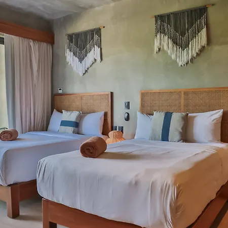Impresionante Tuk Aparthotel