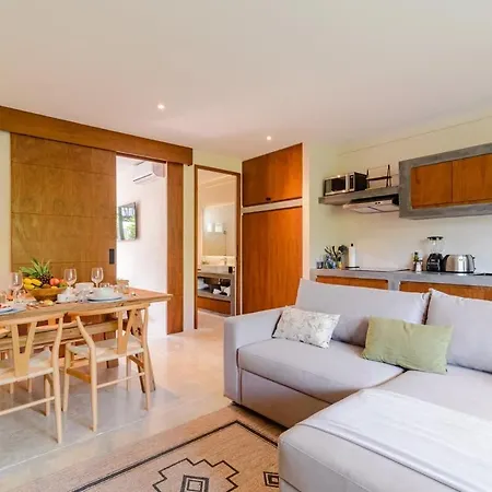 Apartment Ximbal 4 Guest Wifi Pool Gym Laundry