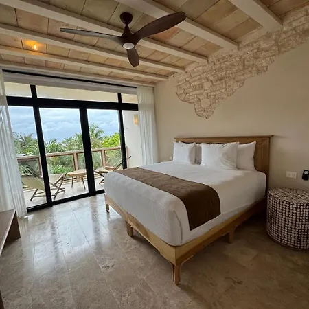 Hotel Azucar