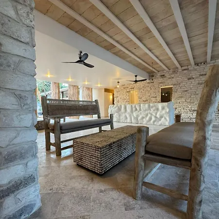 Azucar Hotel