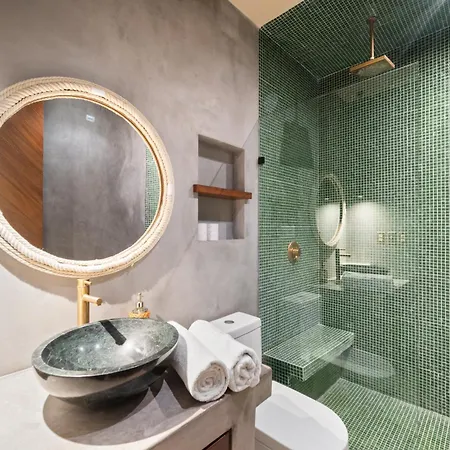 Apartment 2br Jungle Ph W Private Pool, Rooftop,