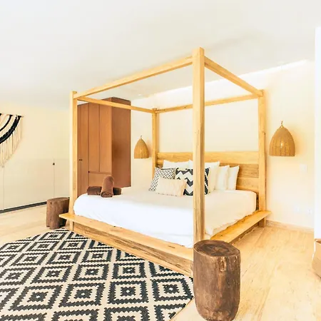 Apartment Canopy Cove Loft Private Jacuzzi Parking & B-club