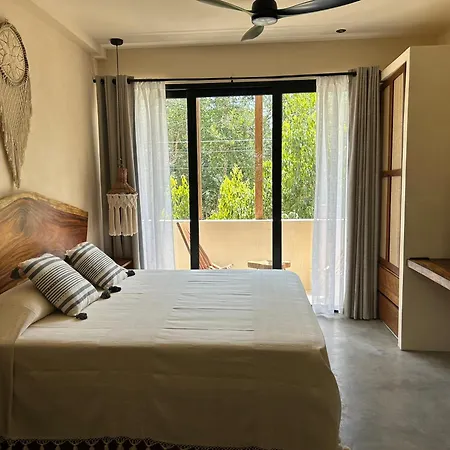 Aparthotel Homa Kah *