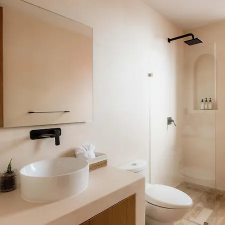 Holiday home Beachfront - 25m Pool - Yoga Deck - Jacuzzi