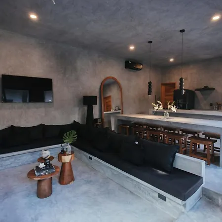 Casa Santo *