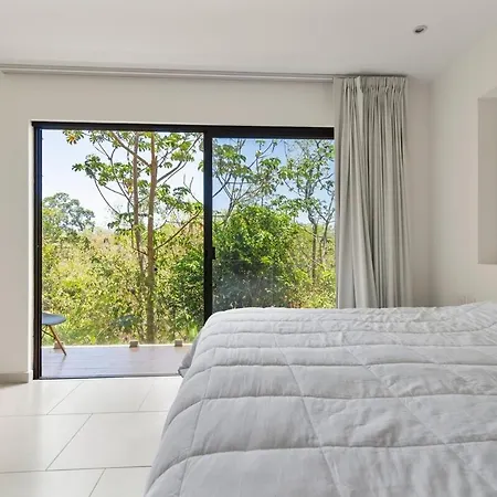 Luxury Near Beach, Fast Wifi & Pool
