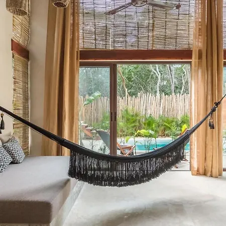 Ikal Boutique Lodge *